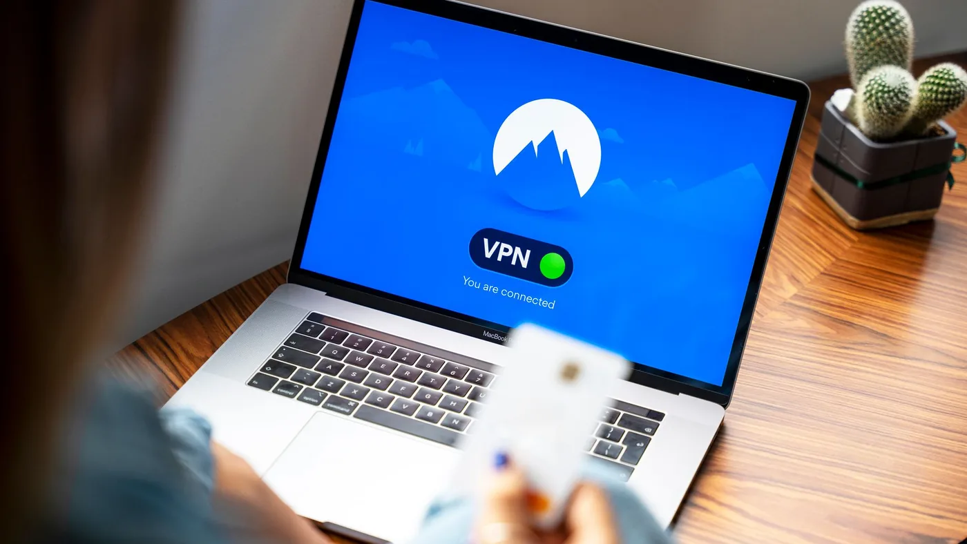 Remote access without VPN for Windows support teams